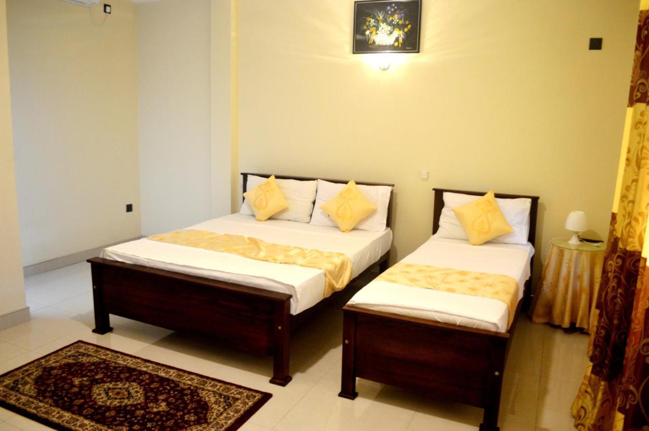 Queens Beach Hotel Tangalle Exterior foto